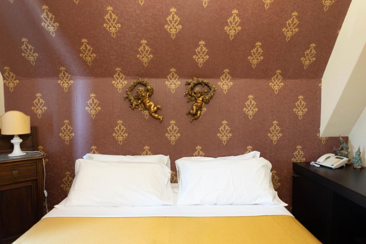 Hotel Villa Dorata Nicolosi Bagian luar foto
