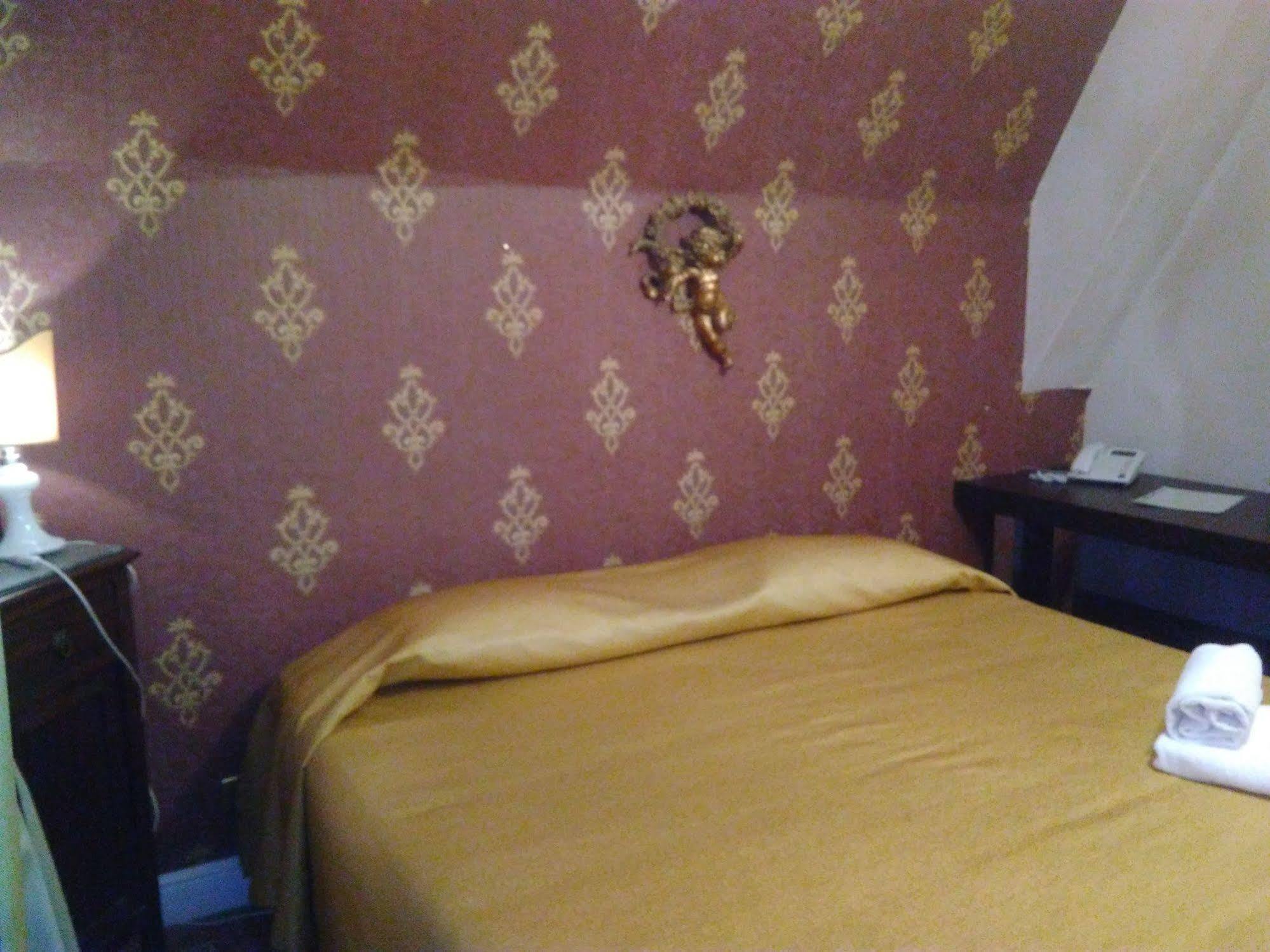 Hotel Villa Dorata Nicolosi Bagian luar foto